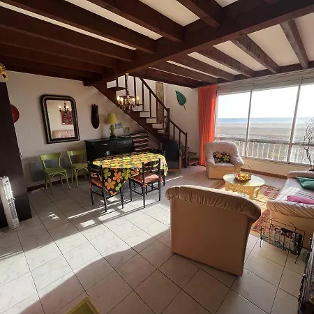 Duplex T4 En Front De Saint-Pierre-la-Mer (Aude)