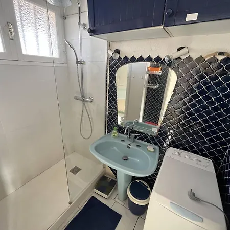 아파트 Duplex T4 En Front De Saint-Pierre-la-Mer (Aude)